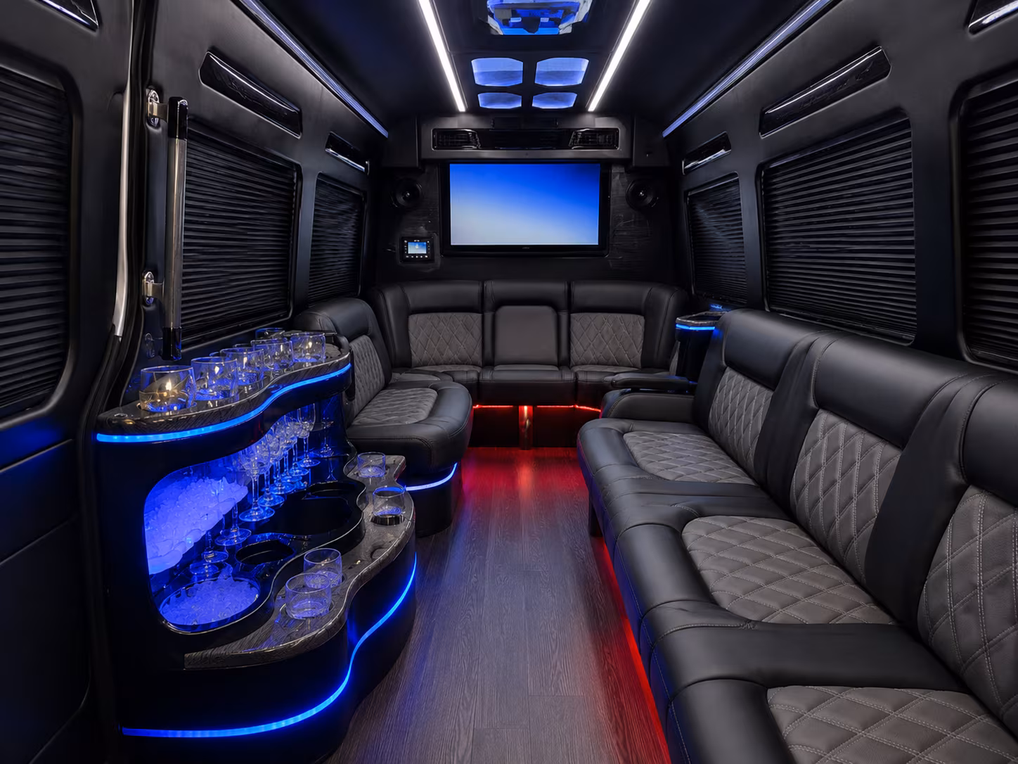 it s easy to find transportation for tournaments and amateur sports events in mobile