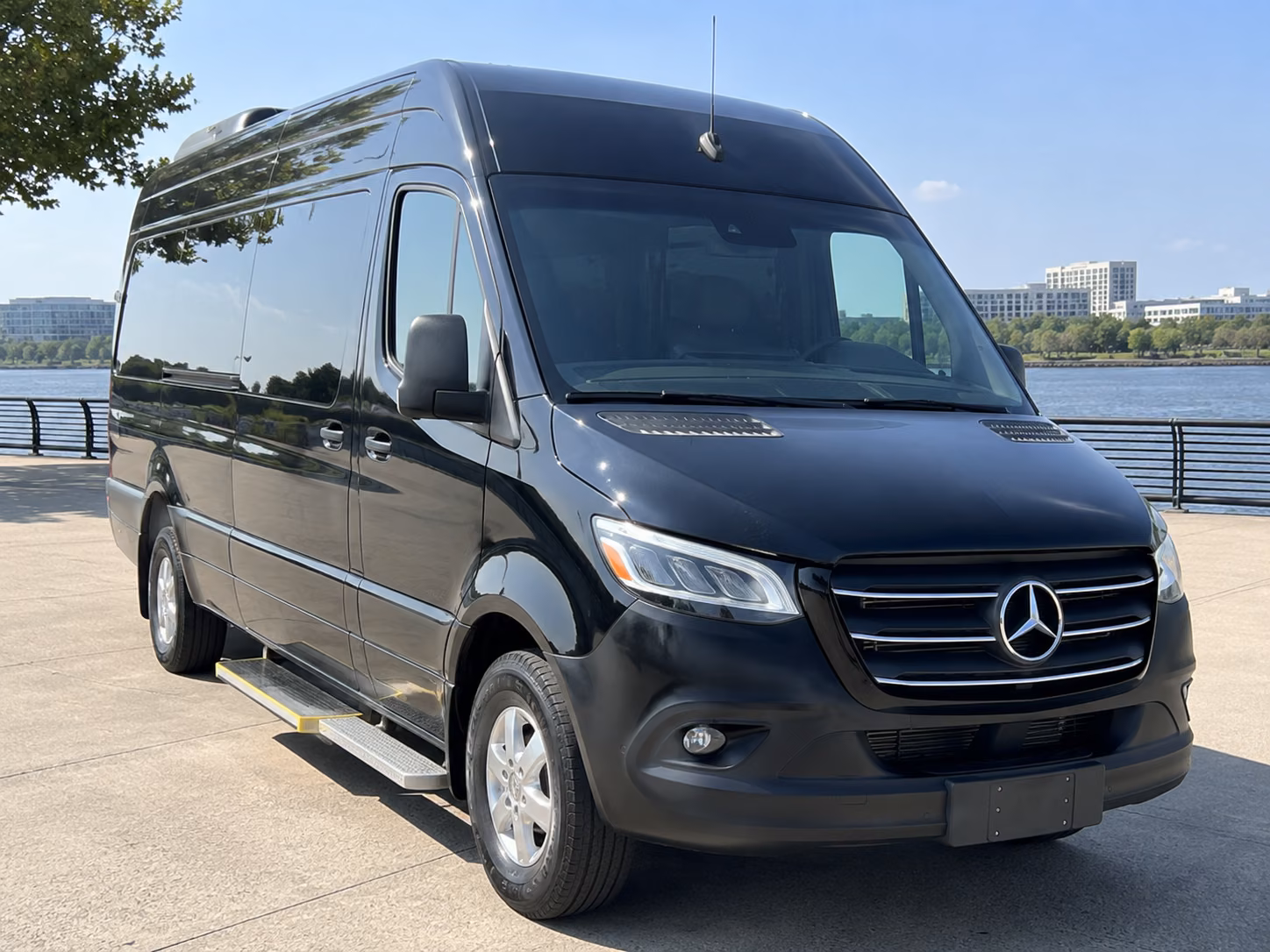 mobile prom transportation onboard seating