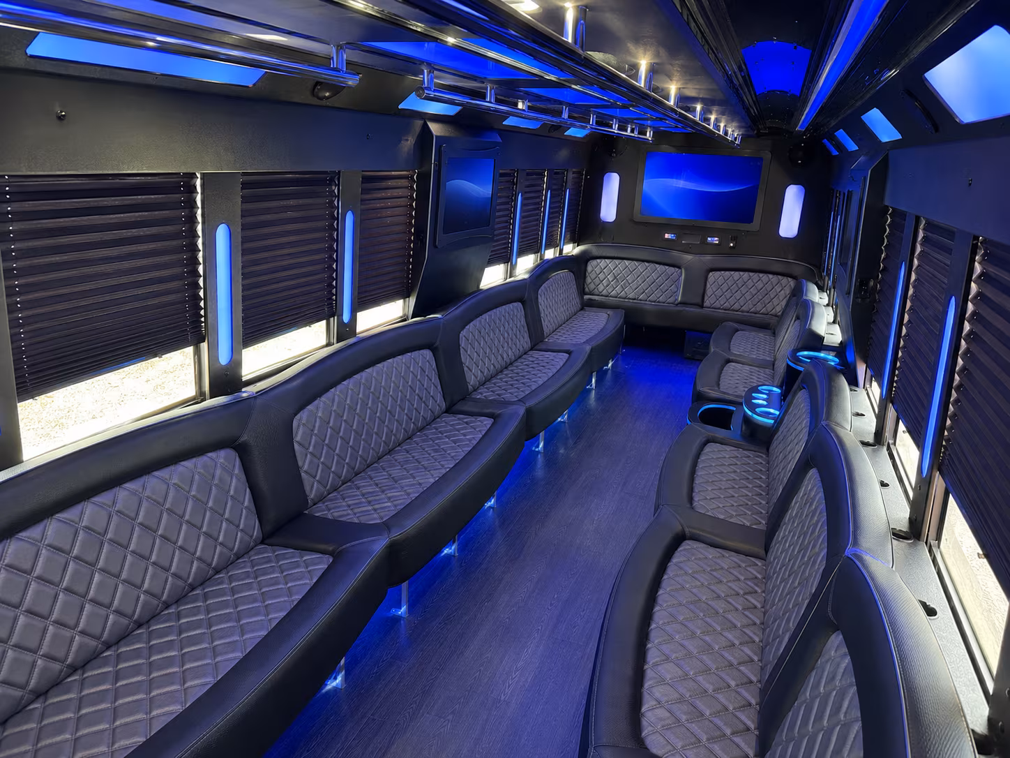 mobilecoachbuscompany com makes bachelorette nights and birthday party bus rentals in mobile effortless